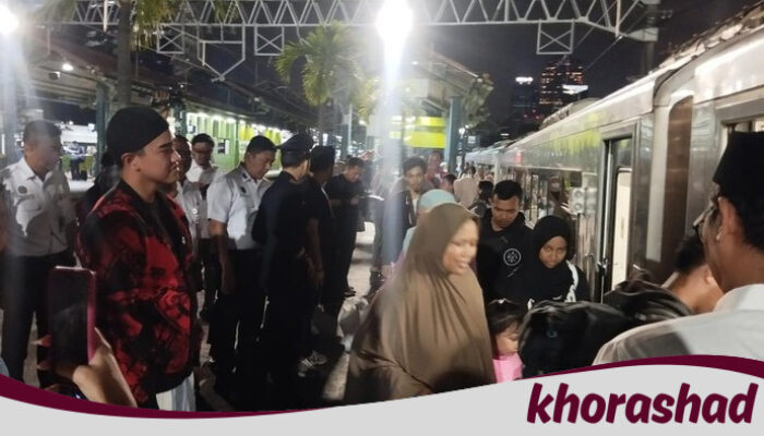 Ribuan mata tertuju, Kaesang Lepas 500 Peserta Mudik Gratis PSI di Gambir