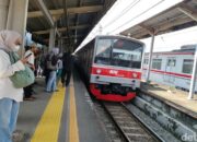 Tak Terima Hoax! KRL Tetap Menerima Kartu Uang Elektronik, KCI Pastikan!
