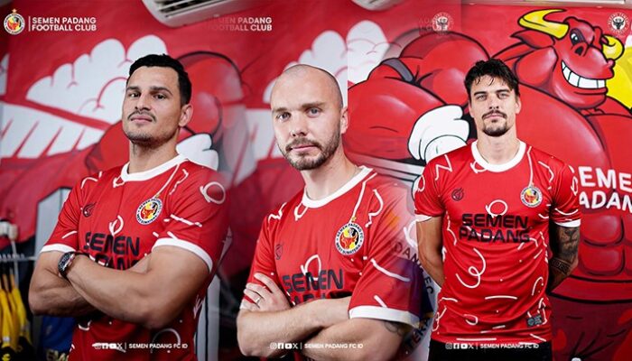 Ketegangan Finansial, Semen Padang Bantah Tunggak Gaji Eks Pemain Manchester United!