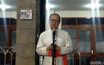 Uskup Agung Jakarta Berangkat ke Vatikan, Siap Ikuti Pemilihan Paus Baru