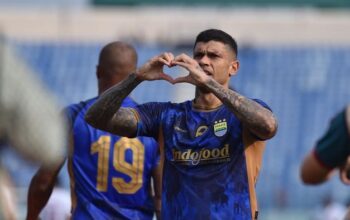 “Dari Penantian kePastian, Persib Pastikan Ciro Main Sampai Liga 1 Musim Ini Berakhir”