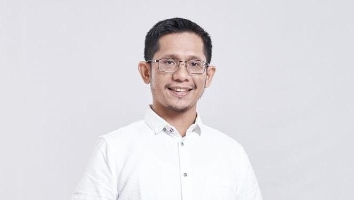 Projo: Tuduhan Ijazah Palsu, Batu Loncatan Krisis Kepemimpinan Pak Jokowi!