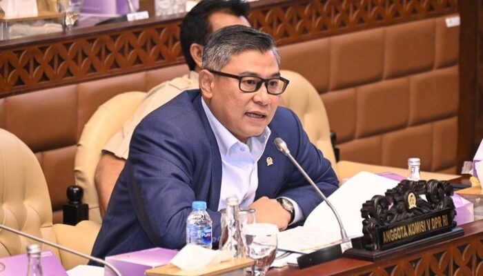 “Anggota DPR: Panja SPM Tol, Solusi Nyata untuk Keamanan Jalan!”