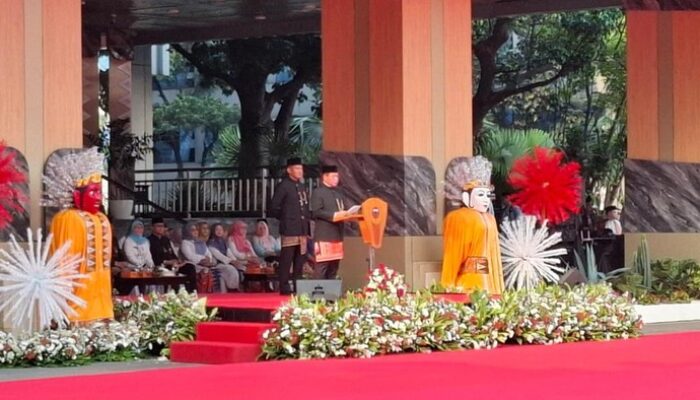 Hardiknas Heboh! Pramono Tebus 371 Ijazah yang Tertahan, Harapan Siswa Terwujud