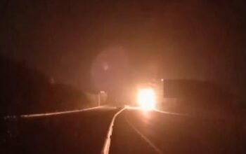 Truk TNI Diduga Angkut Amunisi Terbakar di Tol Gempol, Ledakan Terjadi di tengah Malam