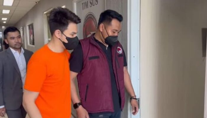 “Mengapa Jonathan Frizzy Bebas dari Kasus Vape Obat Keras? Ini Jawabannya!”