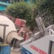 Truk Molen Terguling di Bogor, Rumah Warga Ambruk dalam Tragedi Menyedihkan
