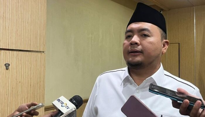 **Dilaporkan ke KPK, Ketua KPU Terang-terangan soal Private Jet**
