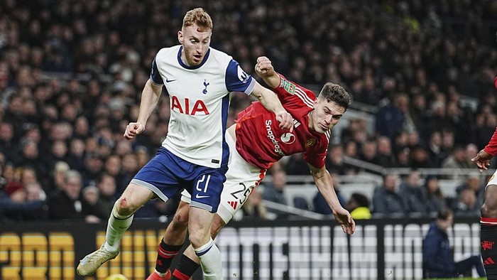 Neville Agak Setuju, Juara Liga Europa Tak Perlu Otomatis ke Liga Champions - Update 3