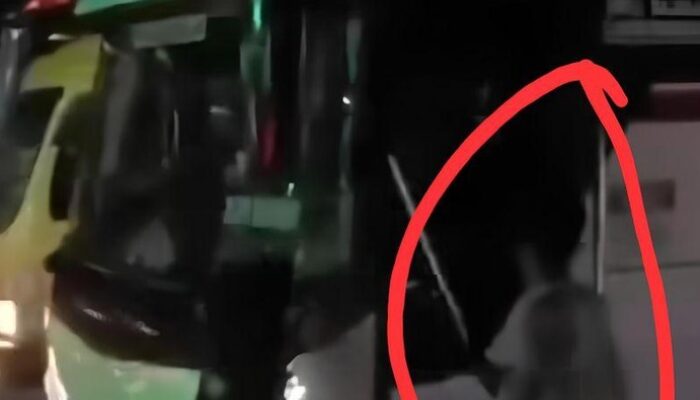 [Perusakan Bus Viral di Jalan Raya Serang, Polisi Investigasi]