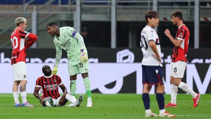 Cedera Aneh Fikayo Tomori Jadi Titik Perhatian di San Siro!