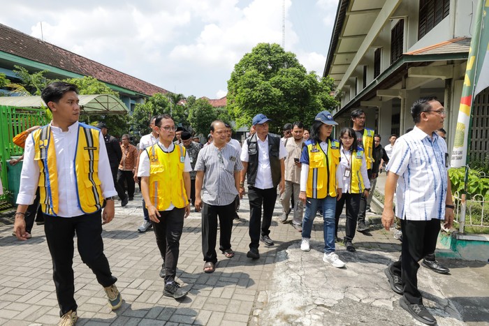 Wamensos & Wamen PU Tinjau Calon Lokasi Sekolah Rakyat di Yogyakarta - Update 3