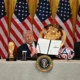“Kebijakan Trump: Apakah Piala Dunia 2026 Akan Terancam?”