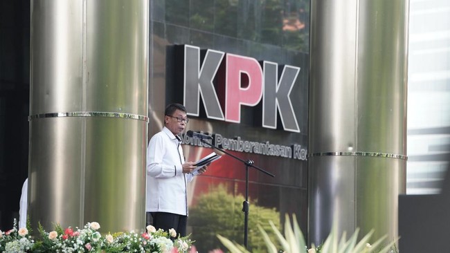 KPK dan Jebolannya: Jalur Kebersihan yang Berlainan