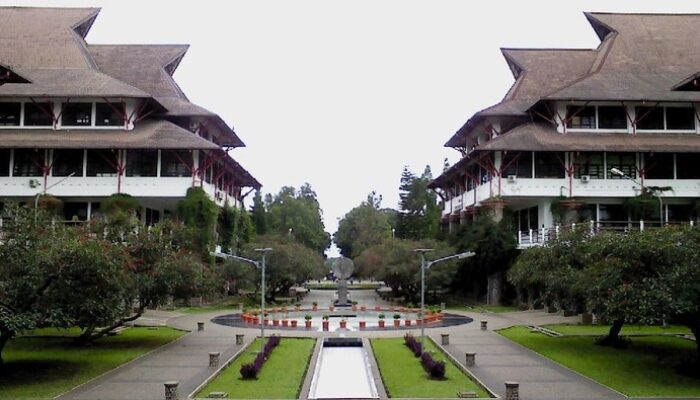 Mahasiswi ITB: Meme Prabowo-Jokowi yang Jadi Bicara!