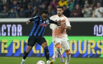 Atalanta vs AS Roma: La Dea Menyapu AS Roma 2-1, Pesta di Bunga Emas!