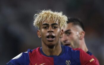 “Deco: Katakan Selamat Tinggal kepada Klub Lain, Yamal Berada di Barcelona”
