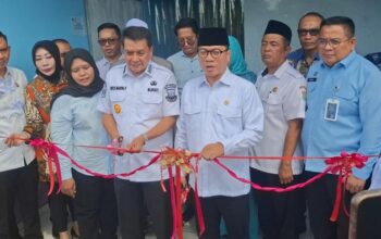 Mendes Resmikan Dapur MBG Bareng BUMDes, Perdana di Tangerang