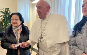 “Megawati Ungkap: Paus Fransiskus Desak Aksi Darurat untuk Hentikan Global Warming”