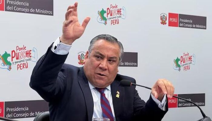 “Dramatis! PM Peru Mundur, Parlemen Siap Luncurkan Mosi Tidak Percaya.”