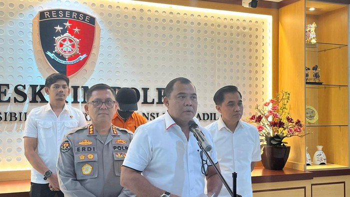 Bareskrim Tangkap Direktur Perusahaan di Jatim, Impor Sinanida Ilegal!