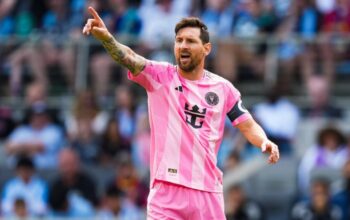 Drama Messi: Dapat Kartu Kuning saat Peluit Panjang Berbunyi dalam Pertandingan Berdarah