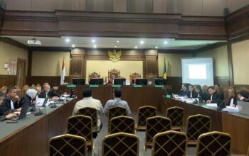 **Rachmat Gobel: “Saya Lupa” di Sidang Tom Lembong, Hakim: “Bawa Data Pak, Bagusnya!”**