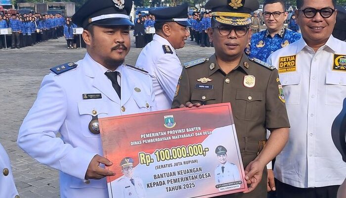 Rp 100 Juta Per Desa, Andra Soni Hadirkan Akses Pendidikan Terbaik di Banten