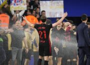 [Flick, Mesin Penyemprot Air, dan Selebrasi Barca: El Clásico yang Menyisakan Kenangan]