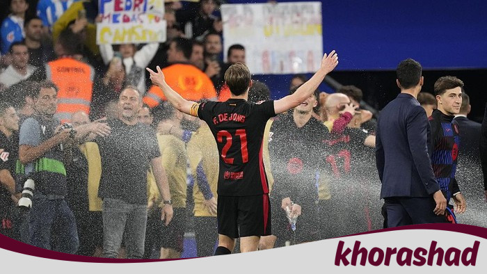 **Dari Flick hingga Mesin Penyemprot Air: Gairah Barca dalam Selebrasi yang Membuat Bola Terlihat Tak Biasa**