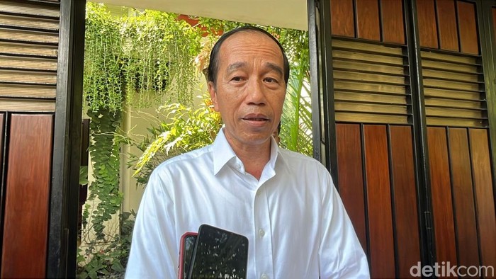 **Menerka Peluang Jokowi sebagai Ketum PSI: Apakah Ini Langkah Strategis?**