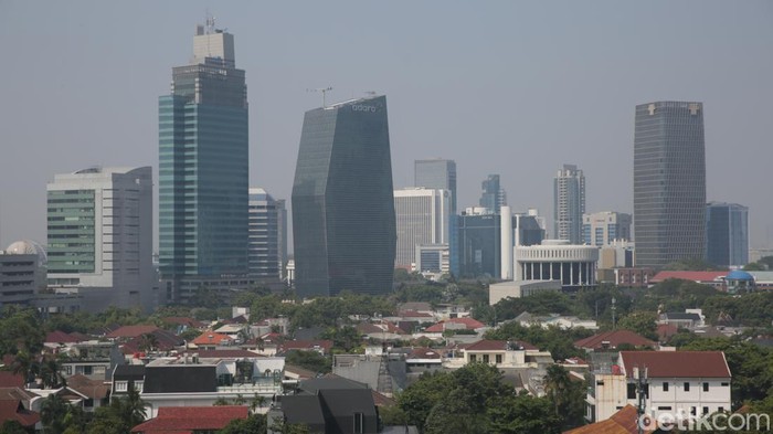 Strategi DPR di Tengah Polemik Ekonomi Global, Outlook 2025 Terungkap