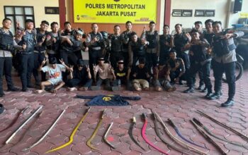 6 Remaja Ancam Tawuran di Kramat Senen, Bawa Celurit hingga Tongkat Besi!
