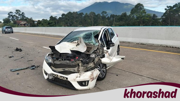 Mobil Ringsek Usai Tabrak Buntut Truk di Km 52 Tol Bogor Arah Sukabumi - Update 1