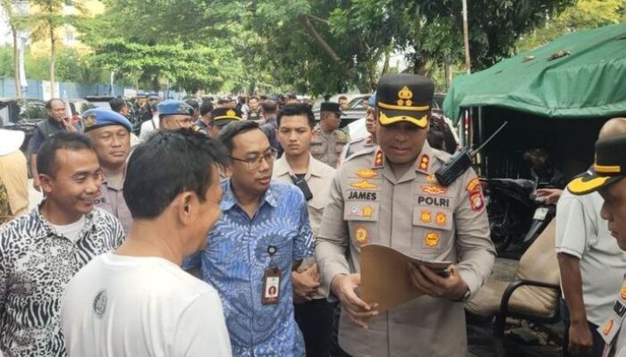 “Giliran Posko Ormas di Jakut Jadi Sasaran, Polisi Temukan Barang Haram!”