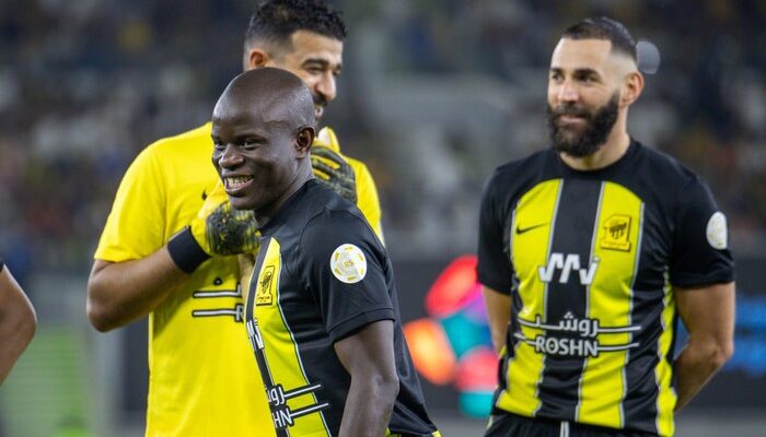 🎯 Kemenangan Al Ittihad, Kane senyum-senyum saja dalam perayaan! 🎉