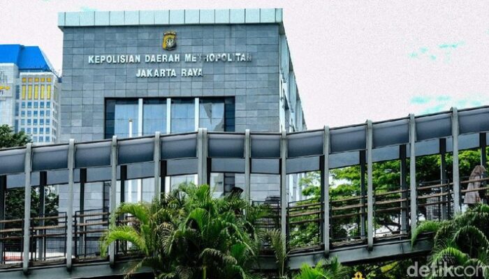 Ijazah Palsu Jokowi, Kader PSI Dian Sandi Hadapi Pemeriksaan Polda Metro!