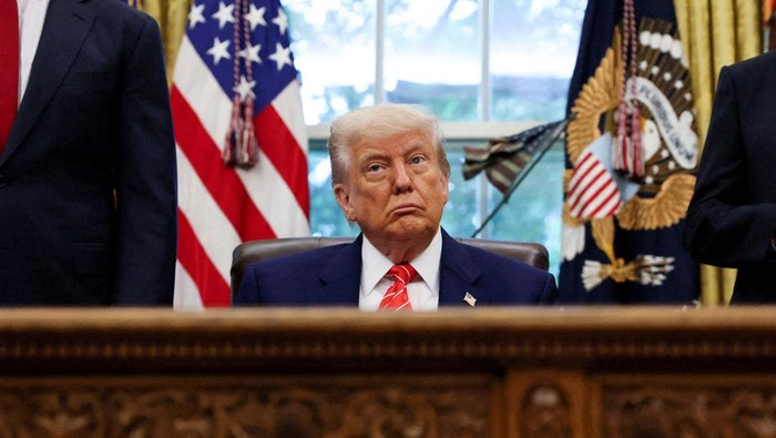 Konfrontasi Diplomasi: Trump Undang Paus Leo XIV ke Gedung Putih, Apa yang Berikutnya?