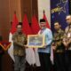 “Siapa yang Membawa Kejutan dari Kemendagri? Ini Daftar penghargaan Penerapan SPM!”