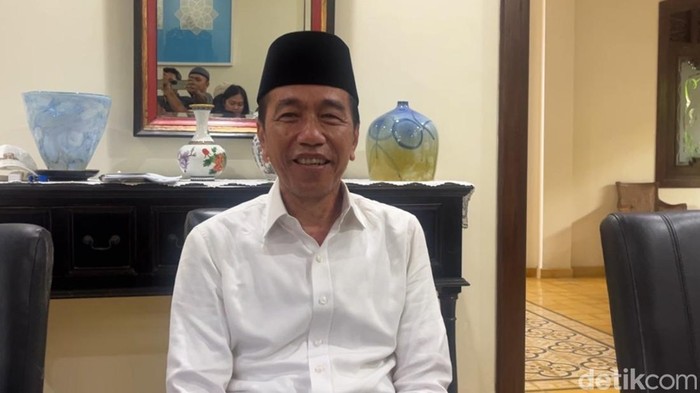 [Jokowi Terbuka Soal Asal Usul Nama Masa Kecilnya: Saya Mulyono]