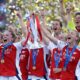 Arsenal Juara Liga Champions Wanita 2024/2025: Menobatkan Era Baru Sepakbola!