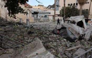 9 Anak dari Pasangan Dokter Gaza Tewas, Serangan Rudal Israel Menuai Keberatan Global…