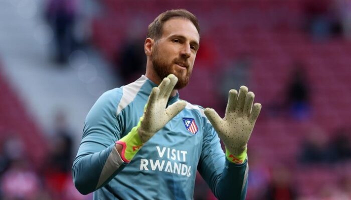 Jan Oblak, Dari Trofi Zamora Keenam hingga Perdebatan Rekor Abadi