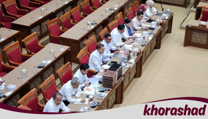 Menbud Fadli Zon Tegaskan yang Ditulis Ulang Bukan Sejarah Resmi – Update 3