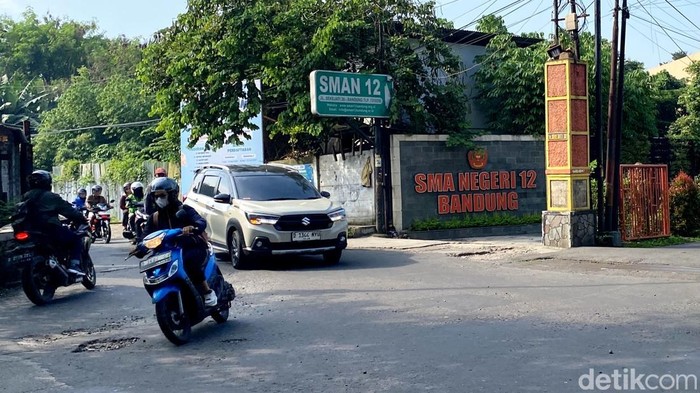 Kisah Mengejutkan di Balik Pemasang CCTV di Toilet Siswi SMAN 12 Bandung