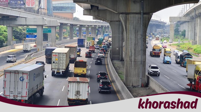 Jakarta Kosong: 165 Ribu Kendaraan Pergi, Masyarakat Berjuang di Jalan