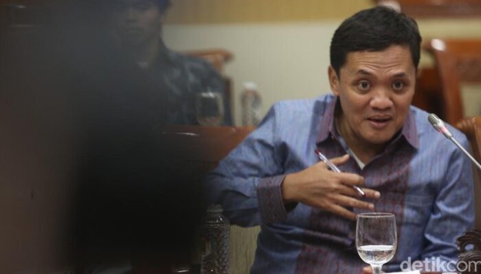“Penangguhan Penahanan 16 Mahasiswa Trisakti, Habiburokhman sebagai Penjamin: Sebuah Kisah yang Lebih Dalam dari Permukaan”