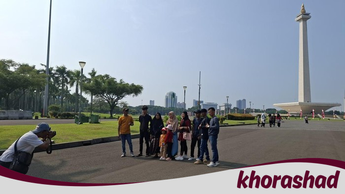 Cerita Santi dan Potret Pertamanya di Monas - Update 3