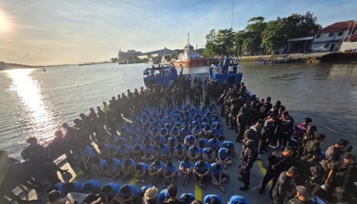 Zero Narkoba-HP, 100 Napi Beresiko Tinggi Dipindah ke Lapas Nusakambangan – Update 2