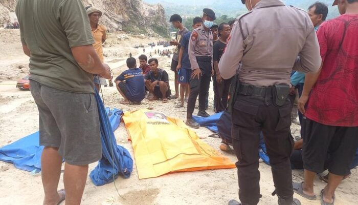 Tragedi Longsor di Gunung Kuda Cirebon: 14 Tewas, 8 Hilang dalam Takhta Lumpur
